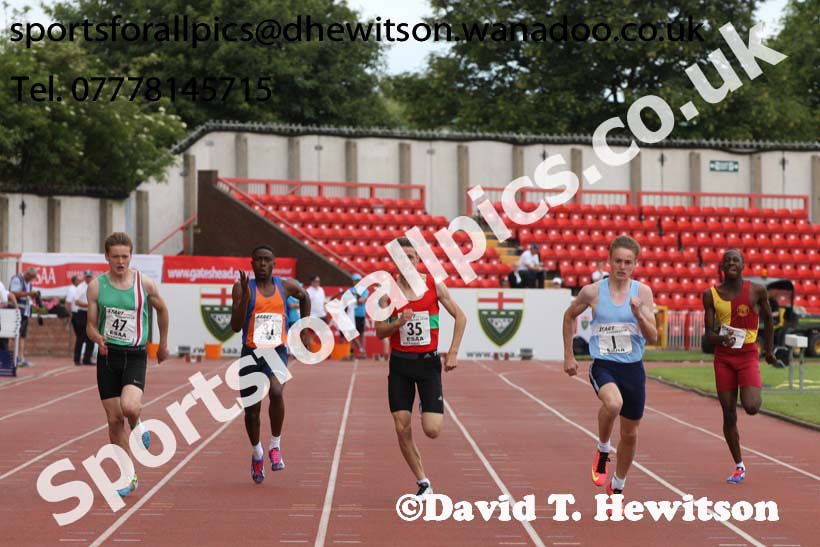 Junior boys 200 metres, 2015 English Schools Track and Field Champs., Gateshead Stadium. Photo: David T. Hewitson/Sports for All Pics